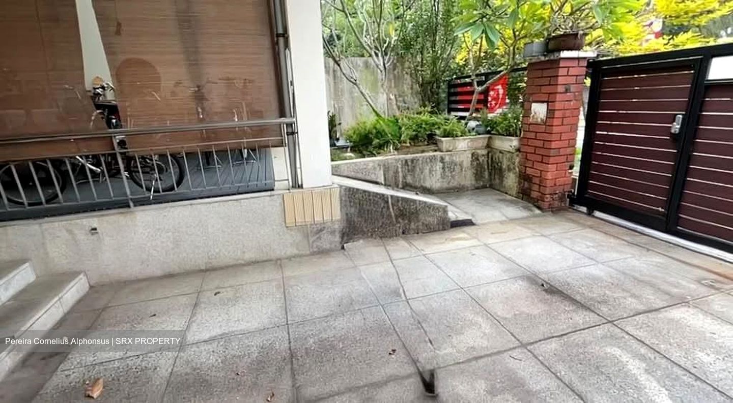 Pasir Ris Beach Park (D18), Terrace #592565081